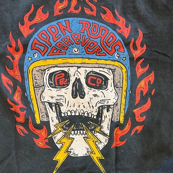 P&CO men's size small skull graphic tee - Picture 7 of 7